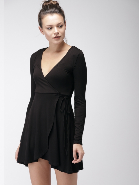 

FOREVER 21 Women Black Solid Wrap Dress