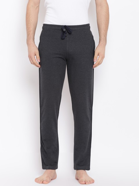 

Sweet Dreams Men Charcoal Grey Solid Pyjamas MP-140478