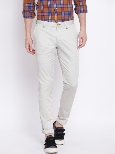 

Blackberrys Men Off-White Regular Fit Printed Casual Trousers