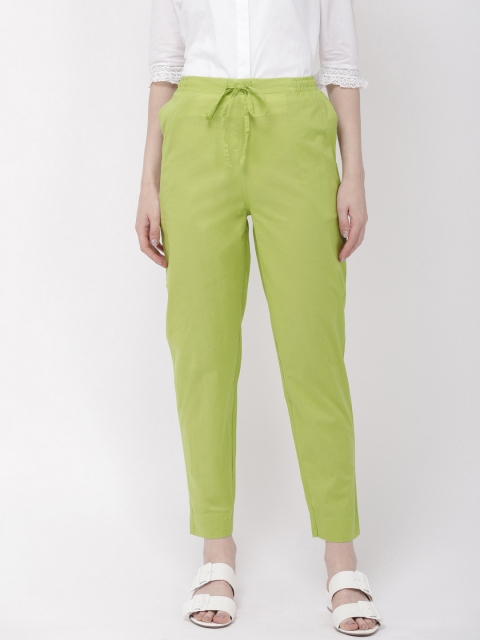 

Go Colors Women Green Regular Fit Solid Cropped Cotton Trousers