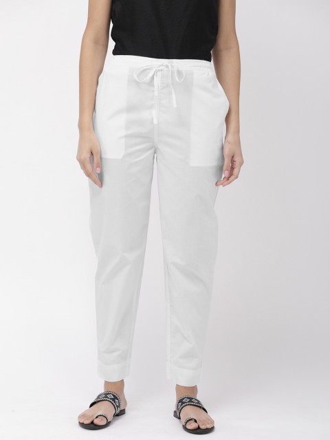 

Go Colors Women White Regular Fit Solid Cropped Cotton Trousers