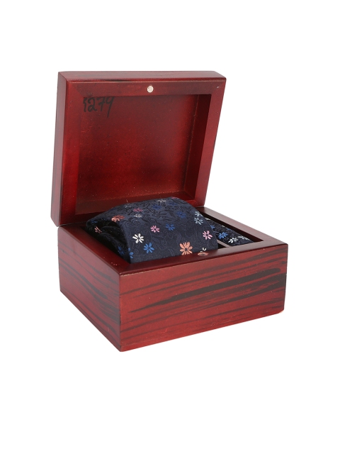 

Peter England Men Navy Blue Accessory Gift Set