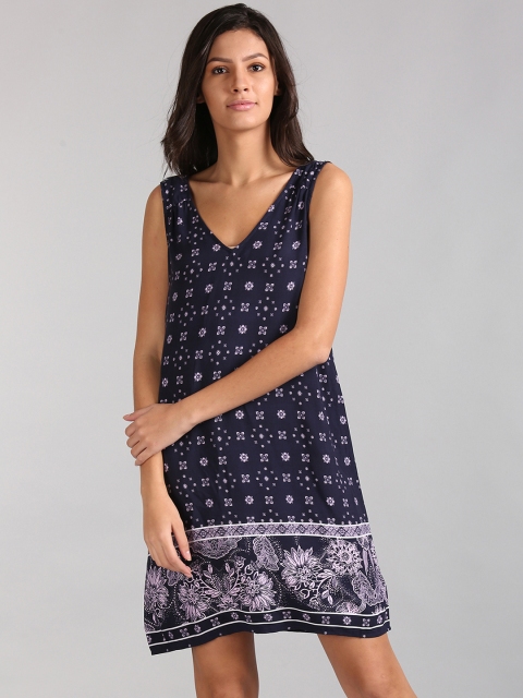 

GAP Women Blue Sleeveless V-Neck Print Shift Dress