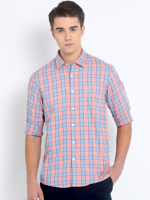 

Crocodile Men Peach-Coloured & Blue Slim Fit Checked Casual Shirt