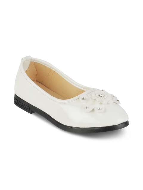 

Kittens Girls White Solid Synthetic Ballerinas