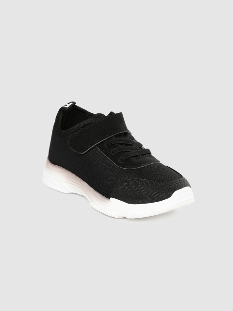 

Kittens Boys Black Sneakers