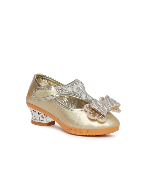 

Kittens Girls Gold-Toned Solid Sandals