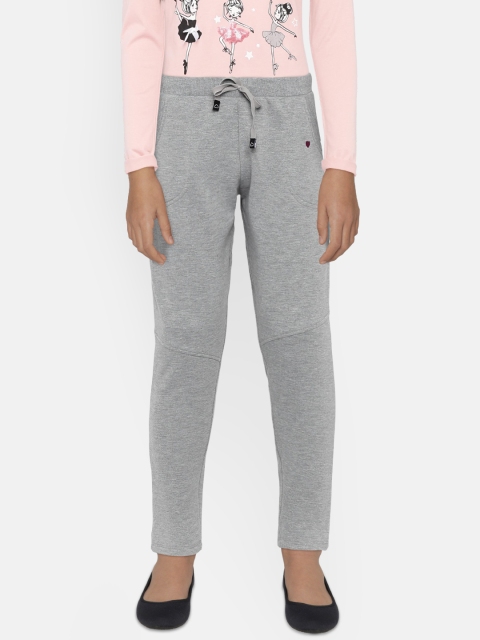 

Sweet Dreams Girls Grey Solid Pyjamas, Grey melange