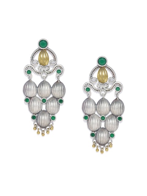 

AccessHer Silver-Toned Leaf Shaped Studs