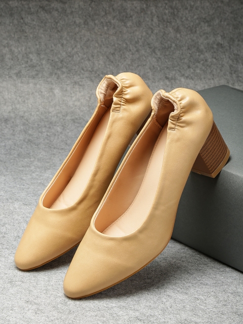 

ether Women Beige Solid Pumps