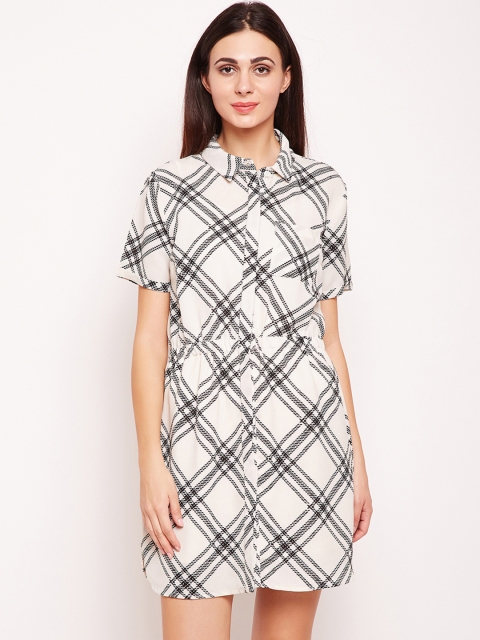 

Taanz Women White & Black Printed Shirt Dress