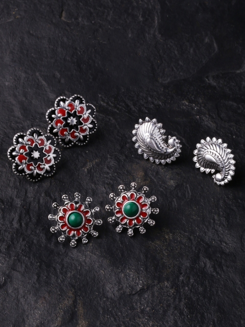 

Voylla Silver-Plated & Green Handcrafted Floral Studs
