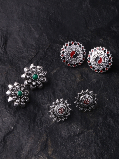 

Voylla Silver-Plated & Green Handcrafted Floral Studs