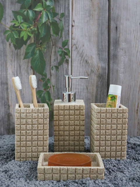 

Shresmo Set Of 4 Cream-Coloured Polyresin Bath Accessories