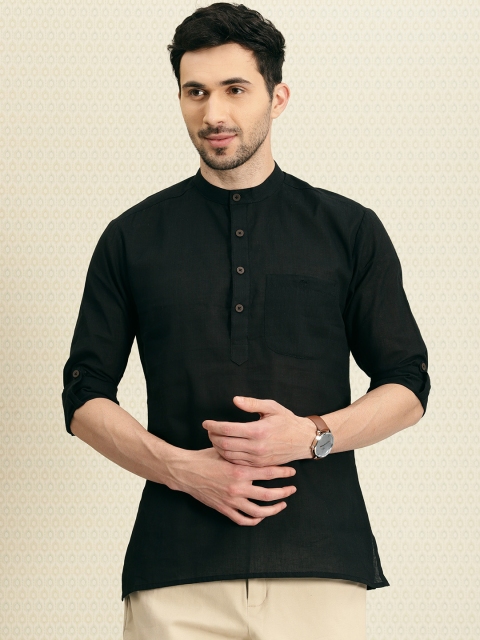 

House of Pataudi Men Black Solid Short Kurta