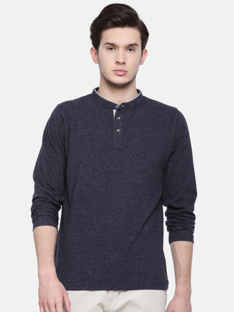 

t-base Men Blue Solid Henley Neck T-shirt