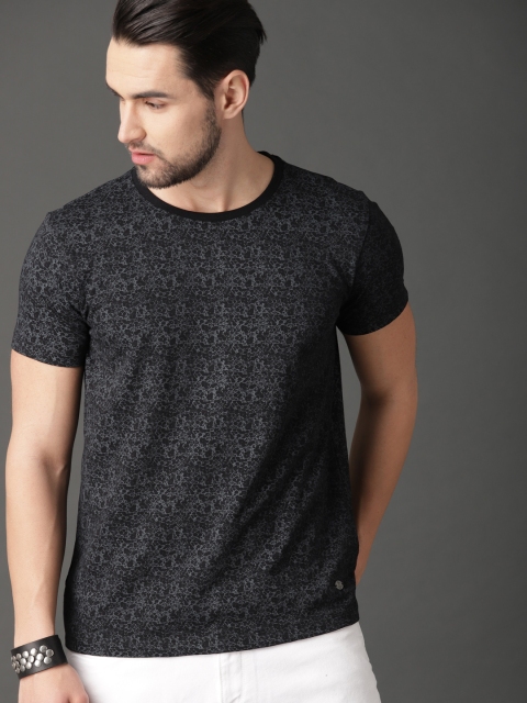 

Roadster Men Black Allover Printed Round Neck T-shirt