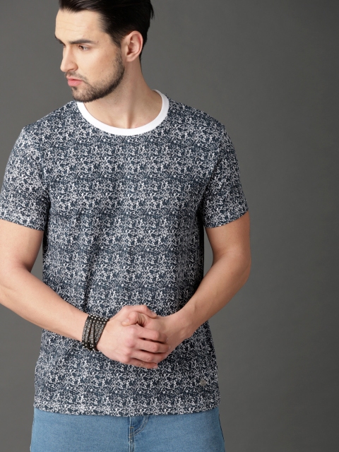 

Roadster Men White & Navy Blue Allover Printed Round Neck T-shirt