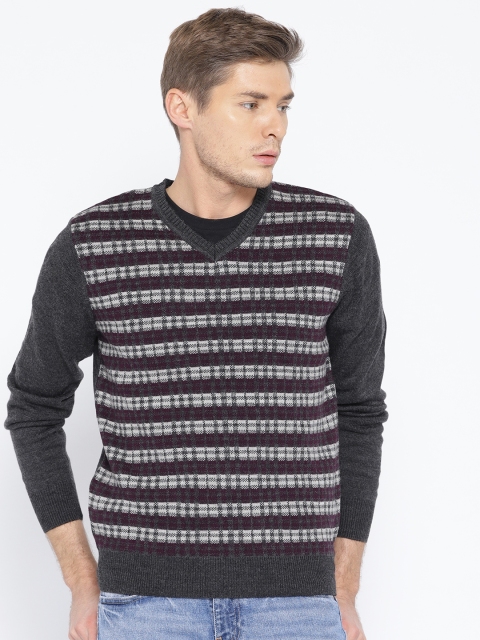 

American Eye Men Charcoal Grey & Burgundy Checked Pullover