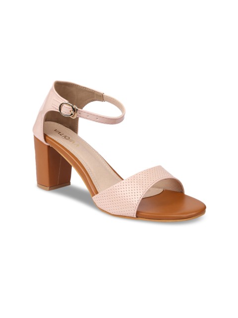 

VALIOSAA Women Pink Solid Heels