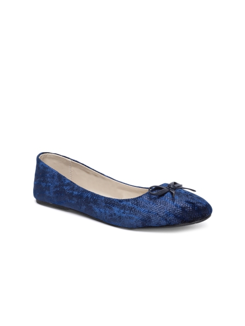 

People Women Navy Blue Textured Ballerinas