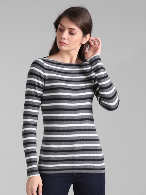 

GAP Women's Modern Stripe Long Sleeve Boatneck T-Shirt, White