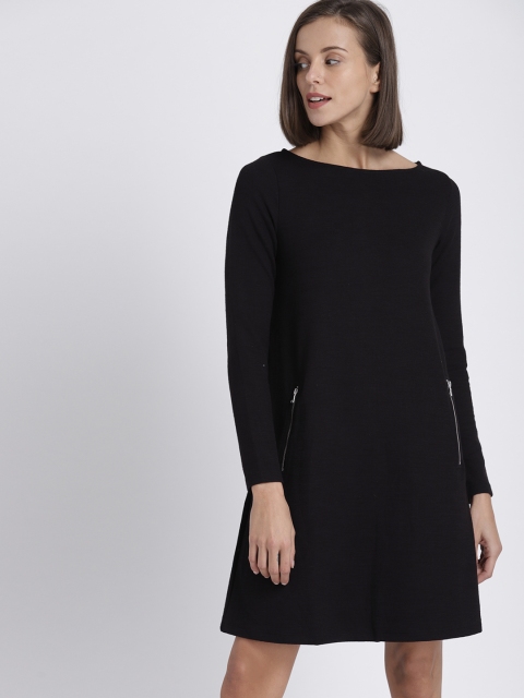 

GAP Women Black Solid Jumper Dress