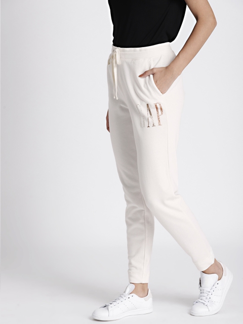 

GAP Women Off-White Regular Fit Solid Cropped Jogger Trousers