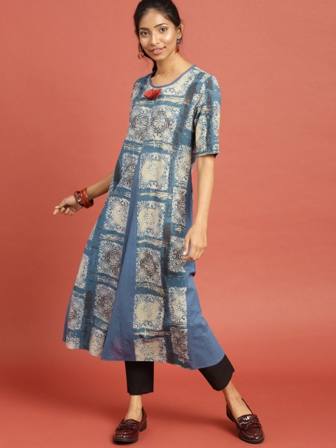 

Taavi Women Blue & Black Printed Indigo Hand Block Print Sustainable Kurta Set