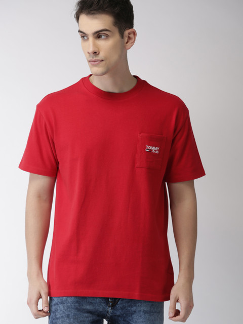 

Tommy Hilfiger Men Red Solid Round Neck T-shirt