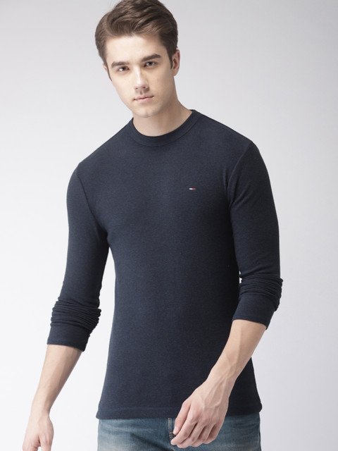 

Tommy Hilfiger Men Navy Blue Solid Round Neck T-shirt