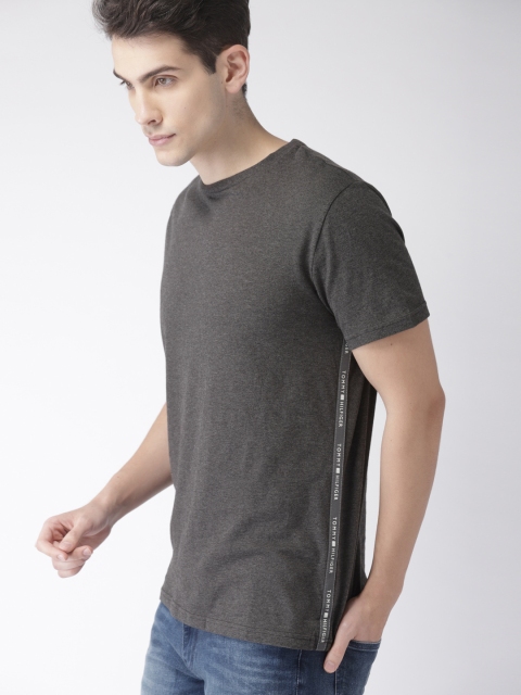 

Tommy Hilfiger Men Charcoal Grey Solid Round Neck T-shirt
