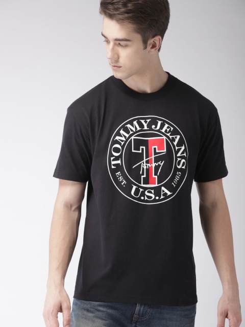 

Tommy Hilfiger Men Black Printed Round Neck T-shirt