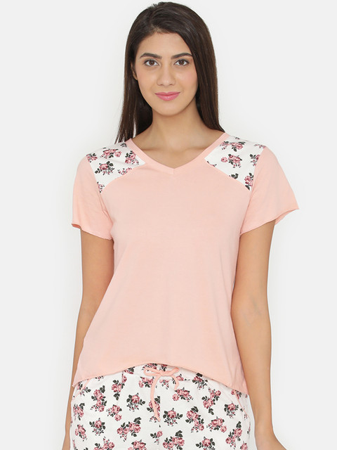 

Clovia Women Pink & White Printed Lounge Set LS0353P22XL