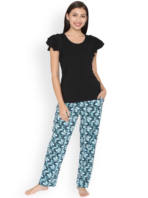 

Clovia Women Black & Blue Printed Lounge Set LS0221P11XL