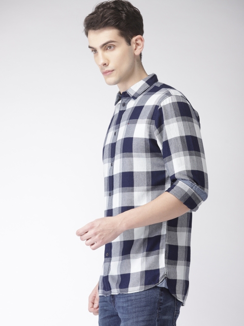

Tommy Hilfiger Men Navy Blue & White Regular Fit Checked Casual Shirt