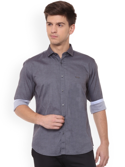 

V Dot Men Grey Solid Slim Fit Casual Shirt