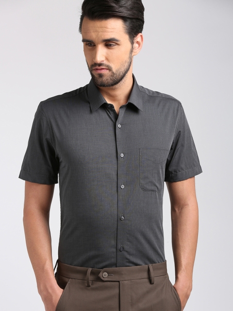 

Peter England Men Grey Solid Slim Fit Casual Shirt