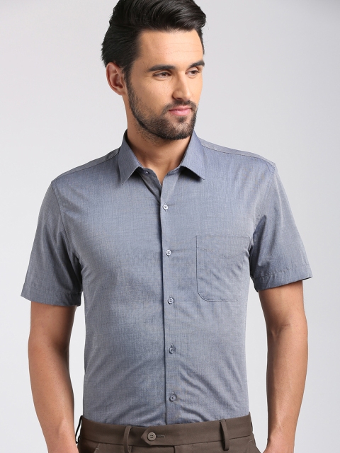 

Peter England Men Grey Solid Slim Fit Casual Shirt