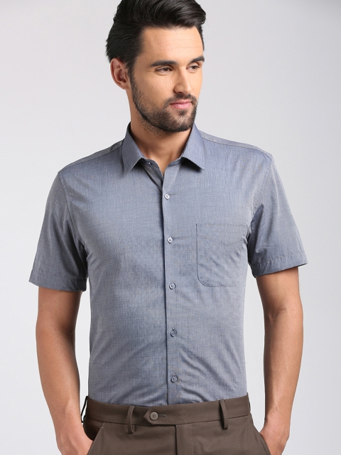 

Peter England Men Grey Solid Slim Fit Casual Shirt