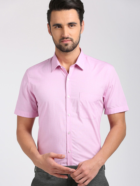 

Peter England Men Pink Solid Slim Fit Formal Shirt