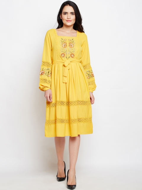 

Oxolloxo Women Yellow Solid A-Line Dress