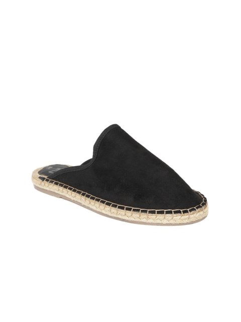 

Zebba Women Black Solid Mules