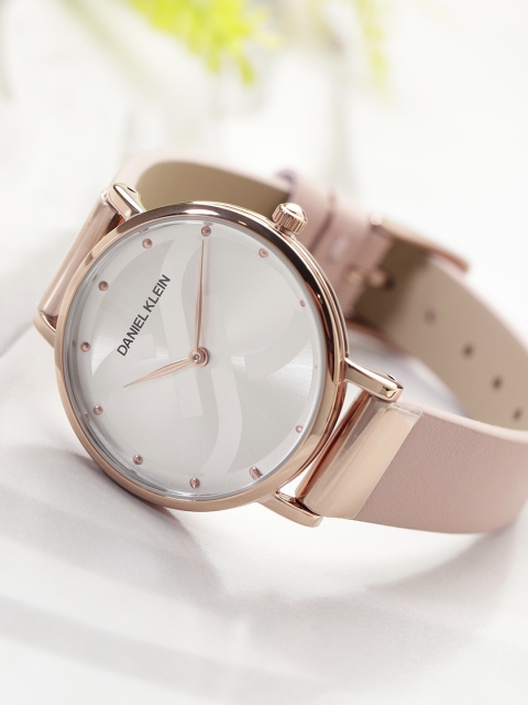 

Daniel Klein Fiord Women Silver-Toned Analogue Watch DK11824-6