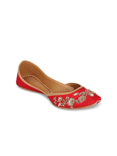 

Coral Haze Women Red Embelished Handcrafted Mojaris