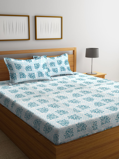 

CORE Designed by SPACES Blue Flat 104 TC Queen Bedsheet with 2 Pillow Covers