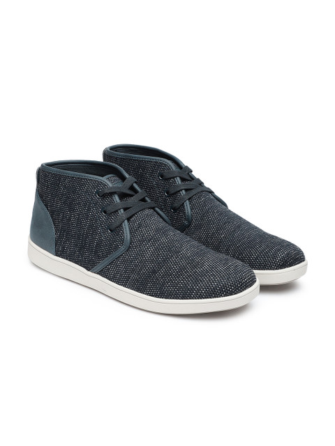 

Steve Madden Men Navy Blue Textured Sneakers