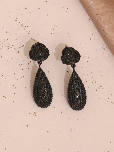 

Pipa Bella Black Teardrop Shaped Drop Earrings