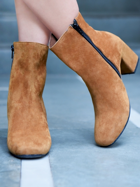 

Street Style Store Women Brown Solid Heeled Boots