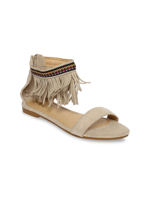 

ESTATOS Women Beige Woven Design Gladiators